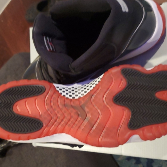 Jordan 11's - Picture 3 of 5